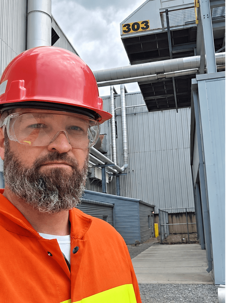 B2 founder working in an industrial environment